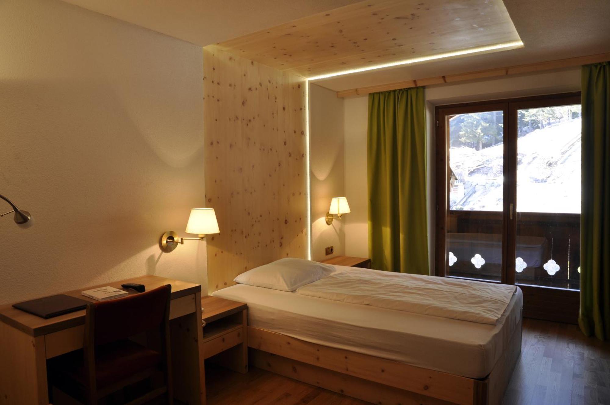 Hotel Pine Tires Quarto foto